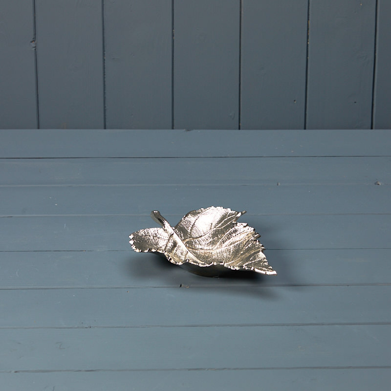 Silver Metal Leaf Dish or Tealight detail page